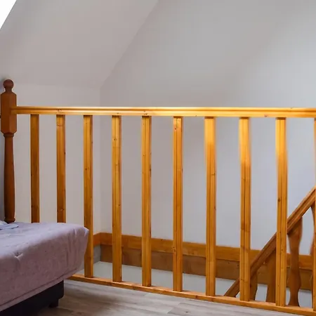 Maison Familiale Avec Piscine Partagee A *